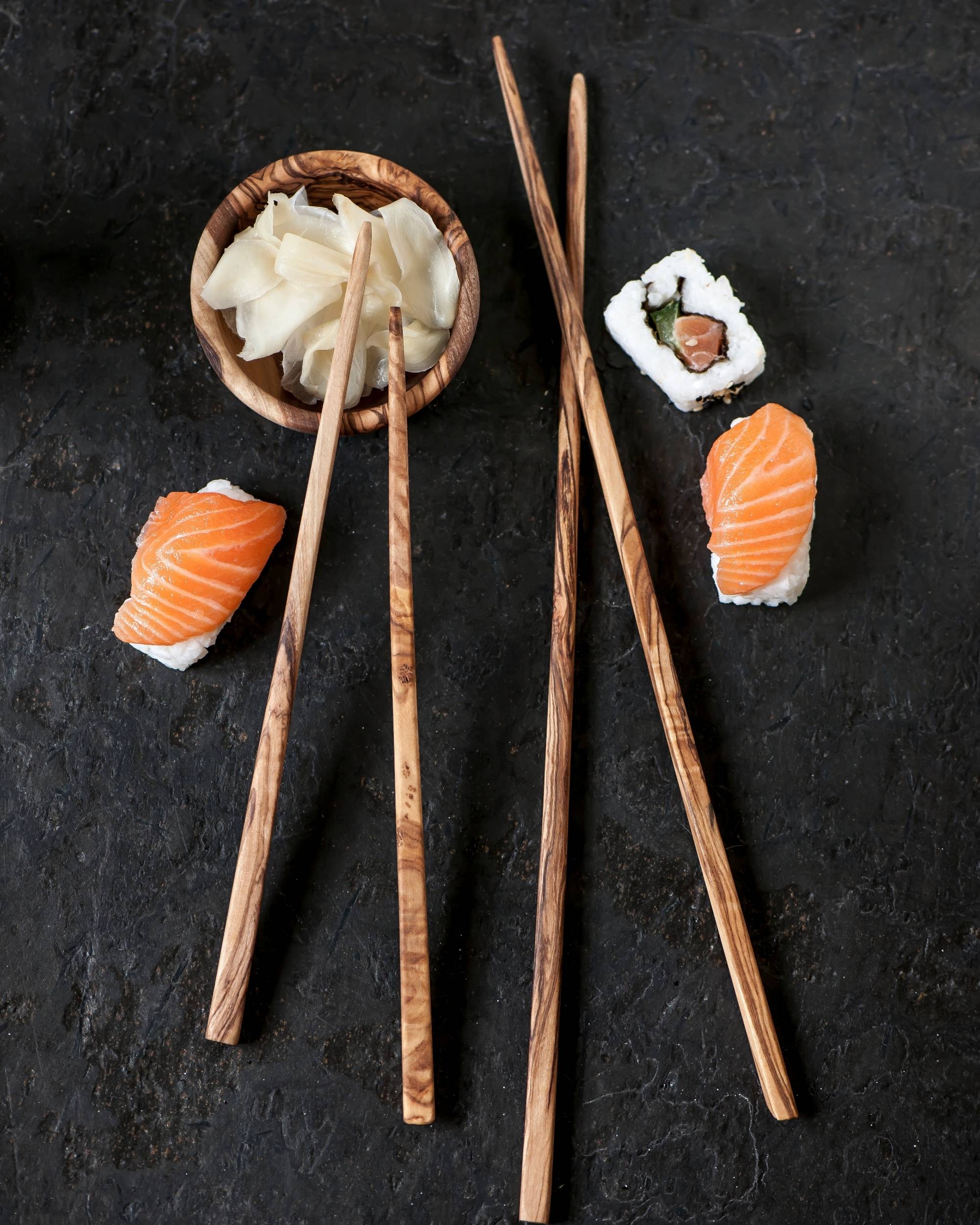 Sushipinner/Chopsticks 23 cm i oliventre